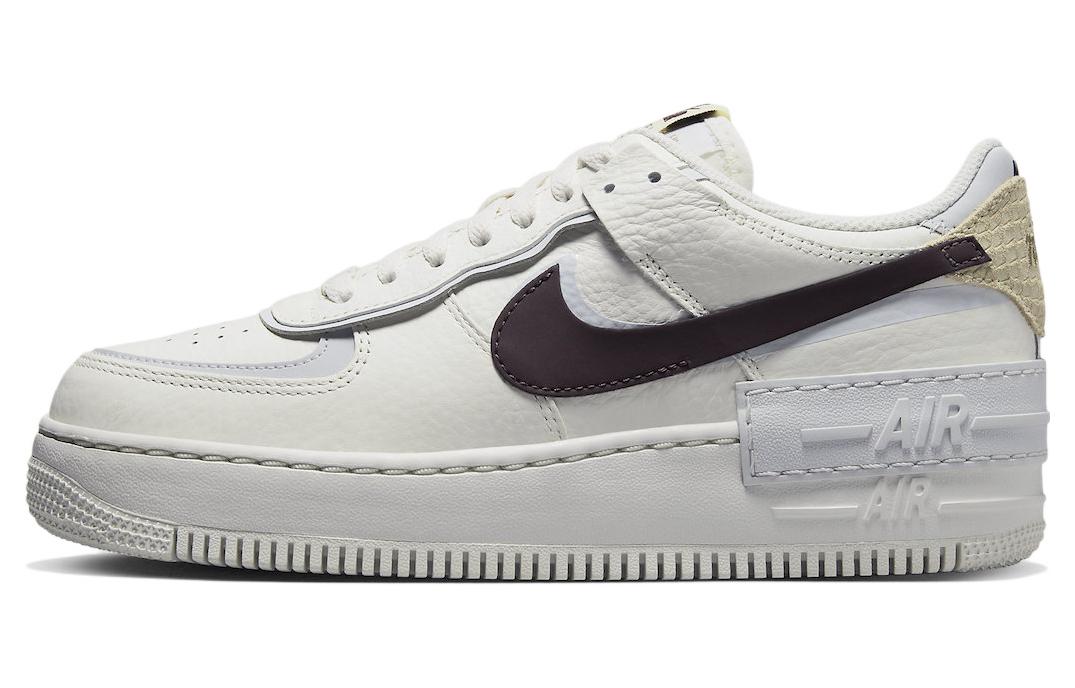 Nike Air Force 1 Low Shadow Sail Earth Python Women s FD0804-100 41
Nike Air Force 1 Low Shadow Sail Earth Python Women s FD0804-100 41