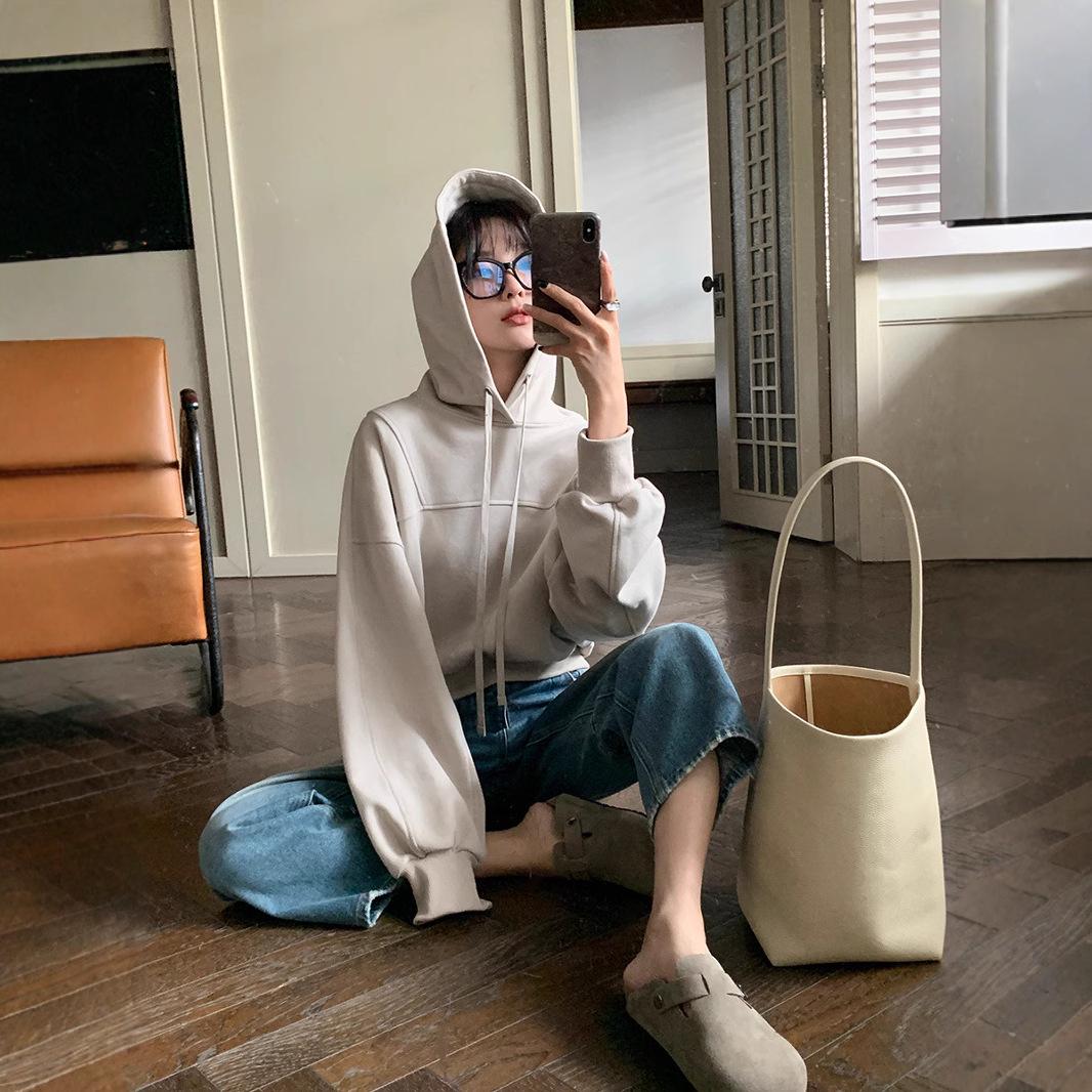 Melaard Women s 2025 Spring/Autumn Solid Color Sweatshirt Jacket - Cute & Stylish 2XL (recommended for 140-160 lbs)
Melaard Women s 2025 Spring/Autumn Solid Color Sweatshirt Jacket - Cute & Stylish 2XL (recommended for 140-160 lbs)