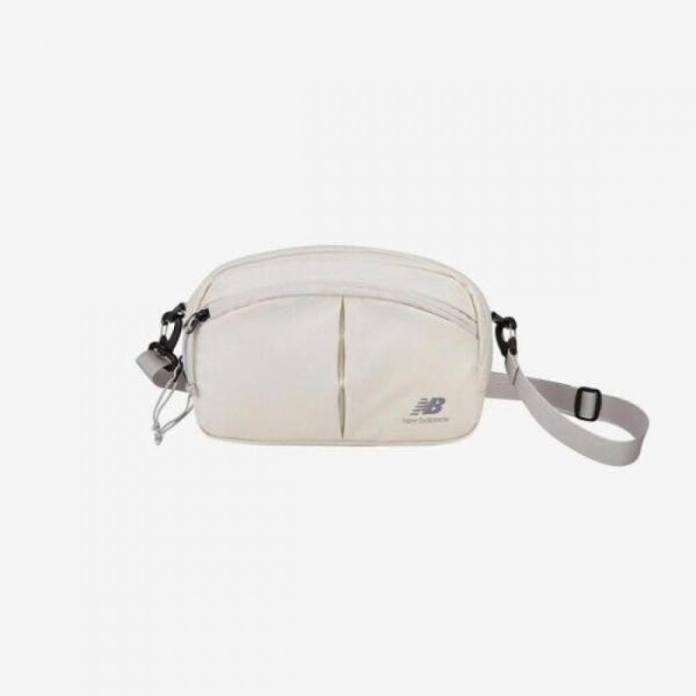 New Balance Recycle Supple Cross Bag Nbgcdae111 64 Cream/FREE 
New Balance Recycle Supple Cross Bag Nbgcdae111 64 Cream/FREE