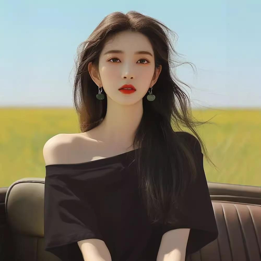 Unique foreign style, super good-looking, chic and beautiful, small top, casual front shoulder short sleeve, black off-shoulder t-shirt S
Unique foreign style, super good-looking, chic and beautiful, small top, casual front shoulder short sleeve, black off-shoulder t-shirt S