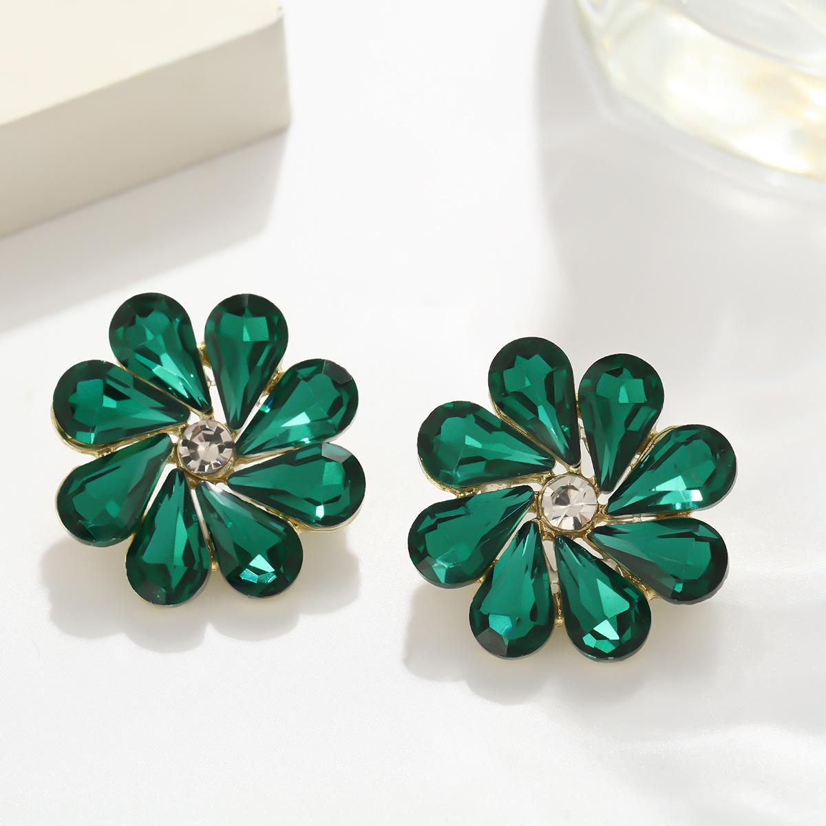 Sweet Rhinestone Floral Earrings For Women Fashion Commuter Light Luxury Temperament Versatile Party Studs зелений
Sweet Rhinestone Floral Earrings For Women Fashion Commuter Light Luxury Temperament Versatile Party Studs зелений