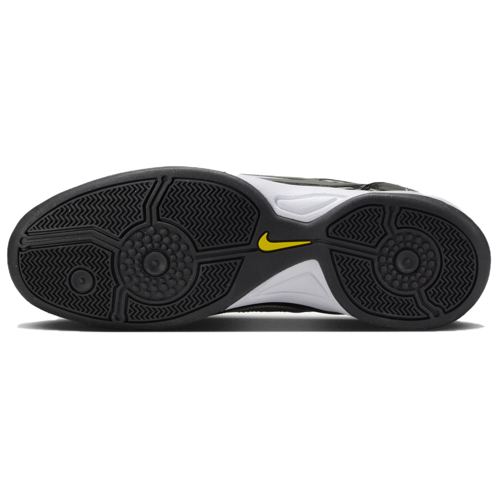 Новые Nike Total 90 3 Sp Черные HJ9351-001 40
Новые Nike Total 90 3 Sp Черные HJ9351-001 40