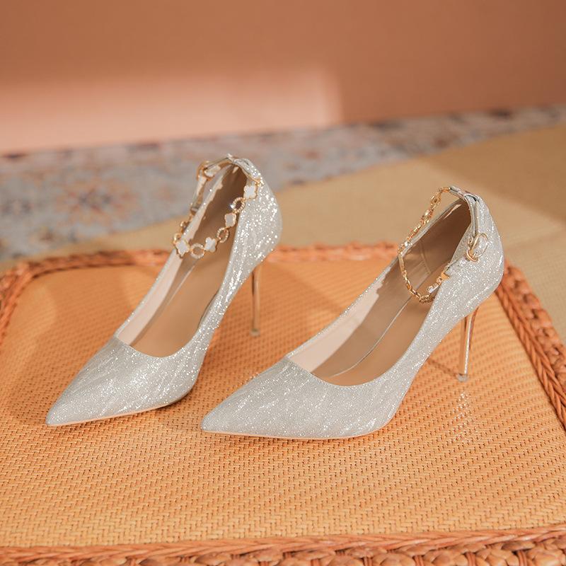 - Four-leaf clover high heels for women s new temperament pointed head stiletto crystal bridesmaid wedding shoes bride shoes 34
- Four-leaf clover high heels for women s new temperament pointed head stiletto crystal bridesmaid wedding shoes bride shoes 34