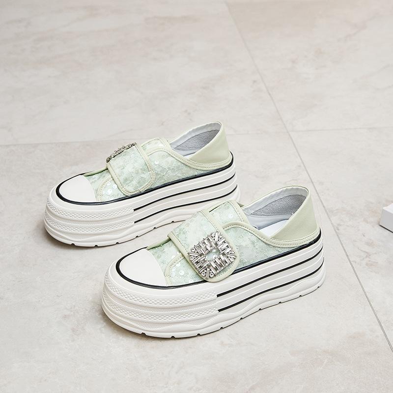 Лето 2025 новые повседневные кроссовки на толстой подошве с липучками, студенческие универсальные, с ромбовидной пряжкой, дышащие, с сеткой и пайетками, женские туфли не парят 40
Лето 2025 новые повседневные кроссовки на толстой подошве с липучками, студенческие универсальные, с ромбовидной пряжкой, дышащие, с сеткой и пайетками, женские туфли не парят 40