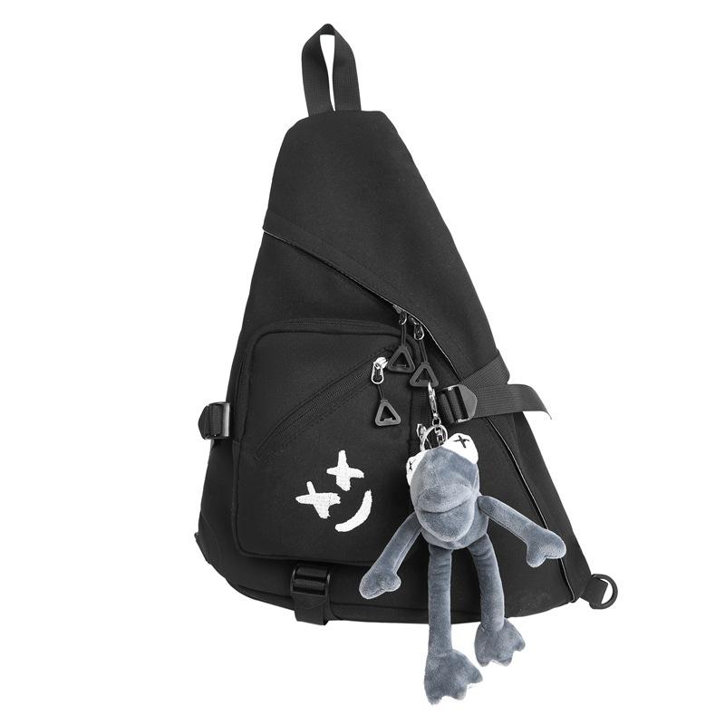 Locomotive trendy cool mailman men s breast bag Korean version ins wind large capacity riding shoulder messenger bag чорний
Locomotive trendy cool mailman men s breast bag Korean version ins wind large capacity riding shoulder messenger bag чорний