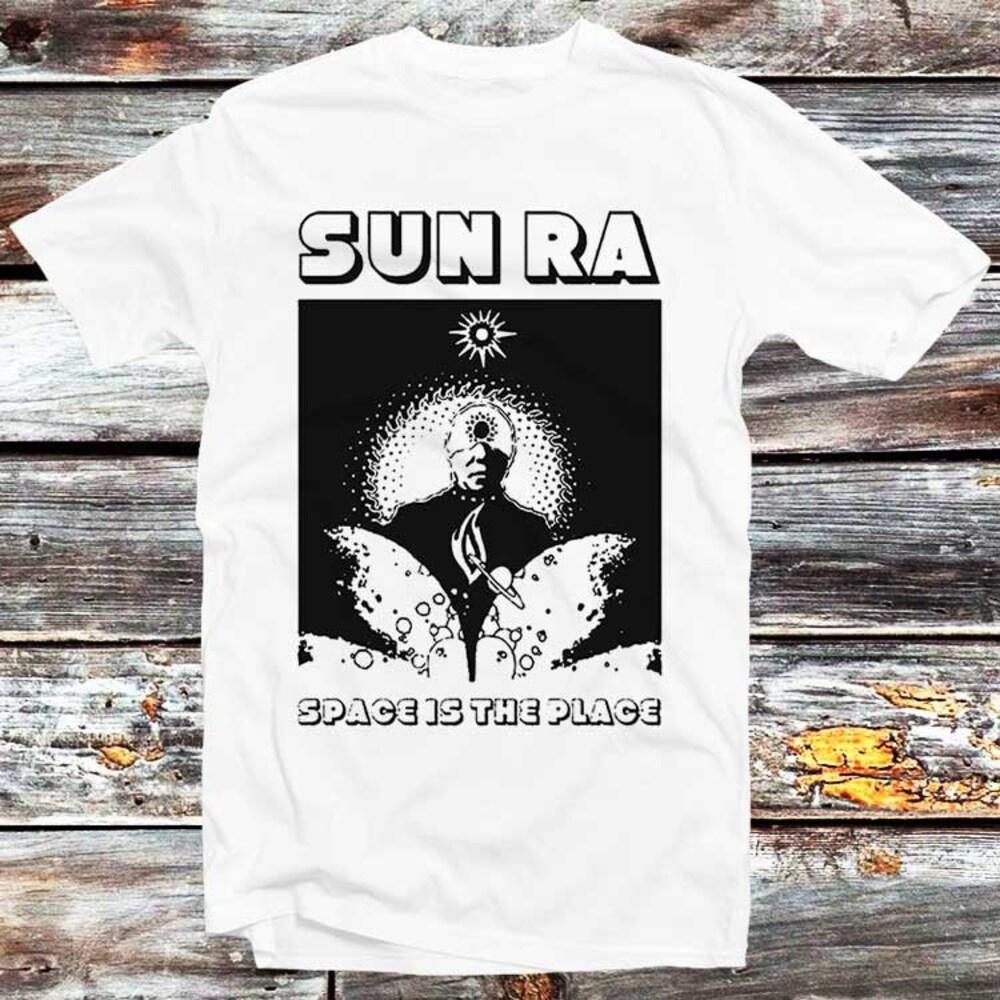 Футболка 230GSM 100% хлопок футболка Sun Ra музыкальная группа бесплатно 70-е джаз мужчины женщины унисекс ретро винтаж винил обложка альбома подарок топ футболка B250 XS белый
Футболка 230GSM 100% хлопок футболка Sun Ra музыкальная группа бесплатно 70-е джаз мужчины женщины унисекс ретро винтаж винил обложка альбома подарок топ футболка B250 XS белый
