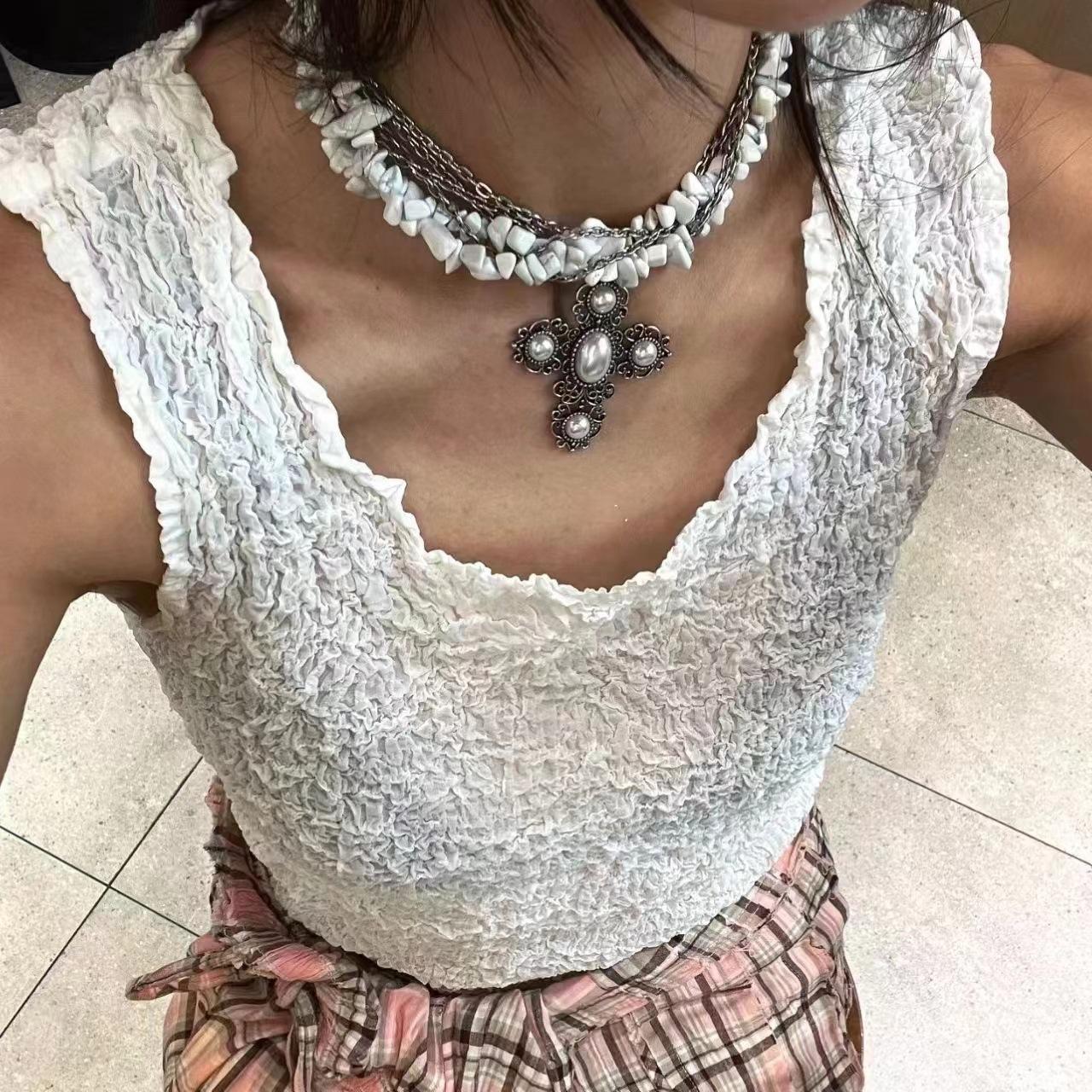 New Temperament Baroque Inlay Pearl Cross Pendant Irregular Black White Gravel Beaded Multi-layer Necklace for Women Men Jewelry белый
New Temperament Baroque Inlay Pearl Cross Pendant Irregular Black White Gravel Beaded Multi-layer Necklace for Women Men Jewelry белый