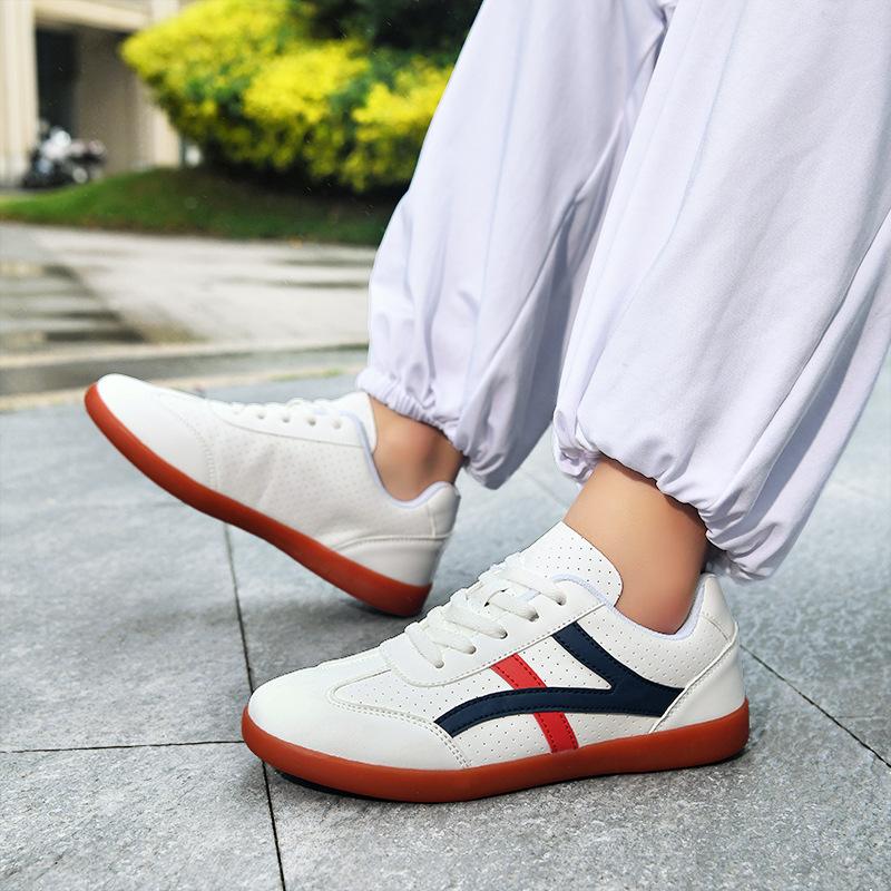 Обувь для тай-чи мужская осенне-зимняя новая дышащая спортивная и для отдыха обувь для практики тай-чи мужская и женская подошва из говяжьей кожи обувь для тай-чи 34
Обувь для тай-чи мужская осенне-зимняя новая дышащая спортивная и для отдыха обувь для практики тай-чи мужская и женская подошва из говяжьей кожи обувь для тай-чи 34