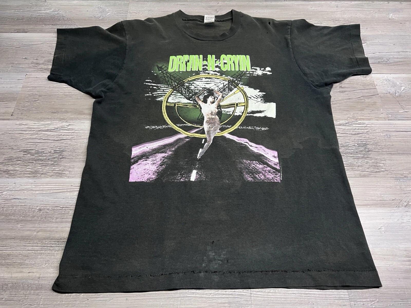 Vintage Drivin N Cryin Fly Me Courageous World Tour 1991 Concert T-Shirt Size XL 3XL
Vintage Drivin N Cryin Fly Me Courageous World Tour 1991 Concert T-Shirt Size XL 3XL