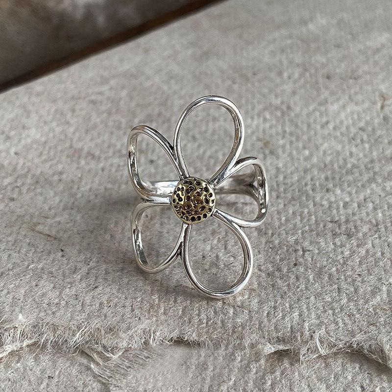 Ретро кольцо с вырезом в виде цветка, женское хип-хоп кольцо на указательный палец с серебряным покрытием S925 Adjustable Open Size
Ретро кольцо с вырезом в виде цветка, женское хип-хоп кольцо на указательный палец с серебряным покрытием S925 Adjustable Open Size