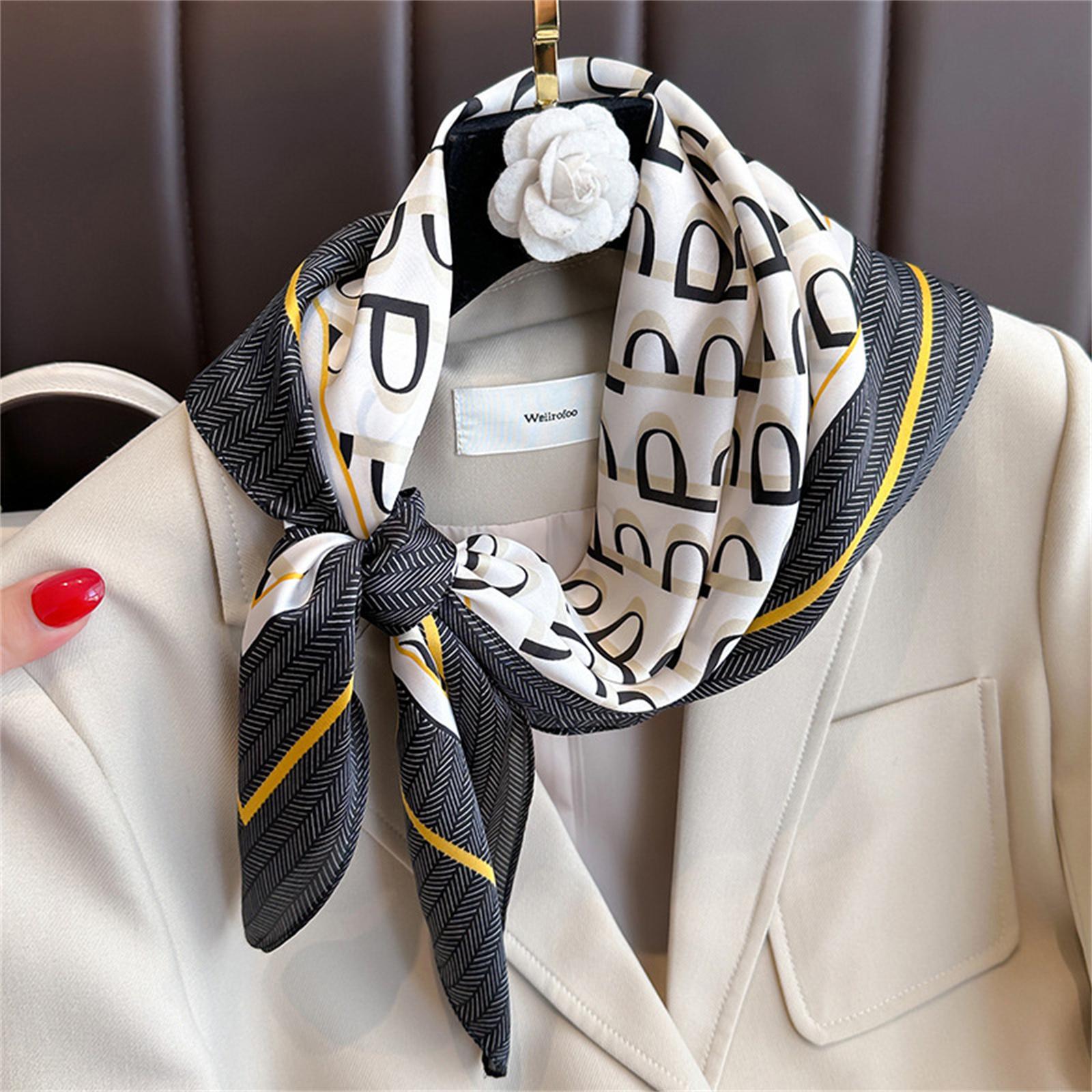 Square Kerchief Fashion Print Travel Headcloth Popular Beach Sunscreen Small Scarf Four Seasons 70X70CM Silk Scarves 70X70CM
Square Kerchief Fashion Print Travel Headcloth Popular Beach Sunscreen Small Scarf Four Seasons 70X70CM Silk Scarves 70X70CM