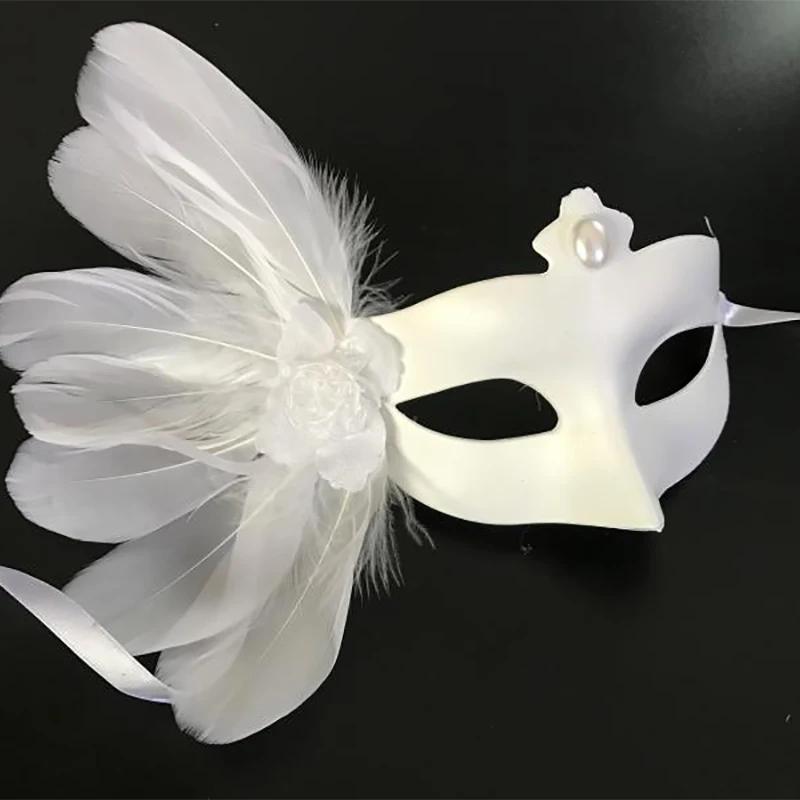 Venetian Masquerade Mask Princess Men Women Feather Flowers Lace Black White Shining Christmas Festival Cosplay Party Carnival
Venetian Masquerade Mask Princess Men Women Feather Flowers Lace Black White Shining Christmas Festival Cosplay Party Carnival