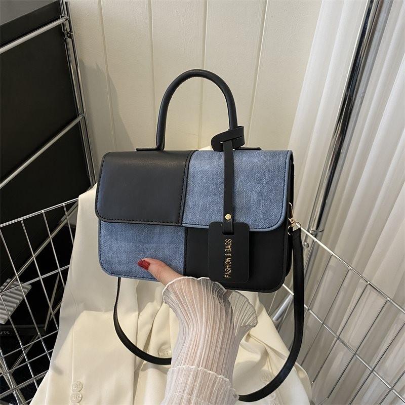 Stylish And Trendy Colorblock Crossbody Bag For Women In Soft Pu Material чорний
Stylish And Trendy Colorblock Crossbody Bag For Women In Soft Pu Material чорний
