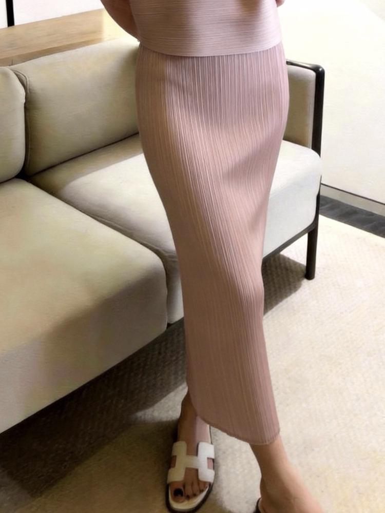 Spring 2026 Miyake Style: Round Neck Long Sleeve Top & Pleated High-Waist Skirt Set One Size
Spring 2026 Miyake Style: Round Neck Long Sleeve Top & Pleated High-Waist Skirt Set One Size