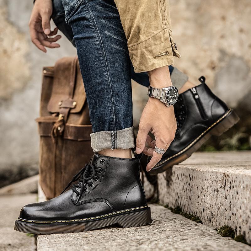 Martin boots men s autumn and winter new high-top leather shoes leather boots British style tooling boots men s trend short boots 38 чорний
Martin boots men s autumn and winter new high-top leather shoes leather boots British style tooling boots men s trend short boots 38 чорний
