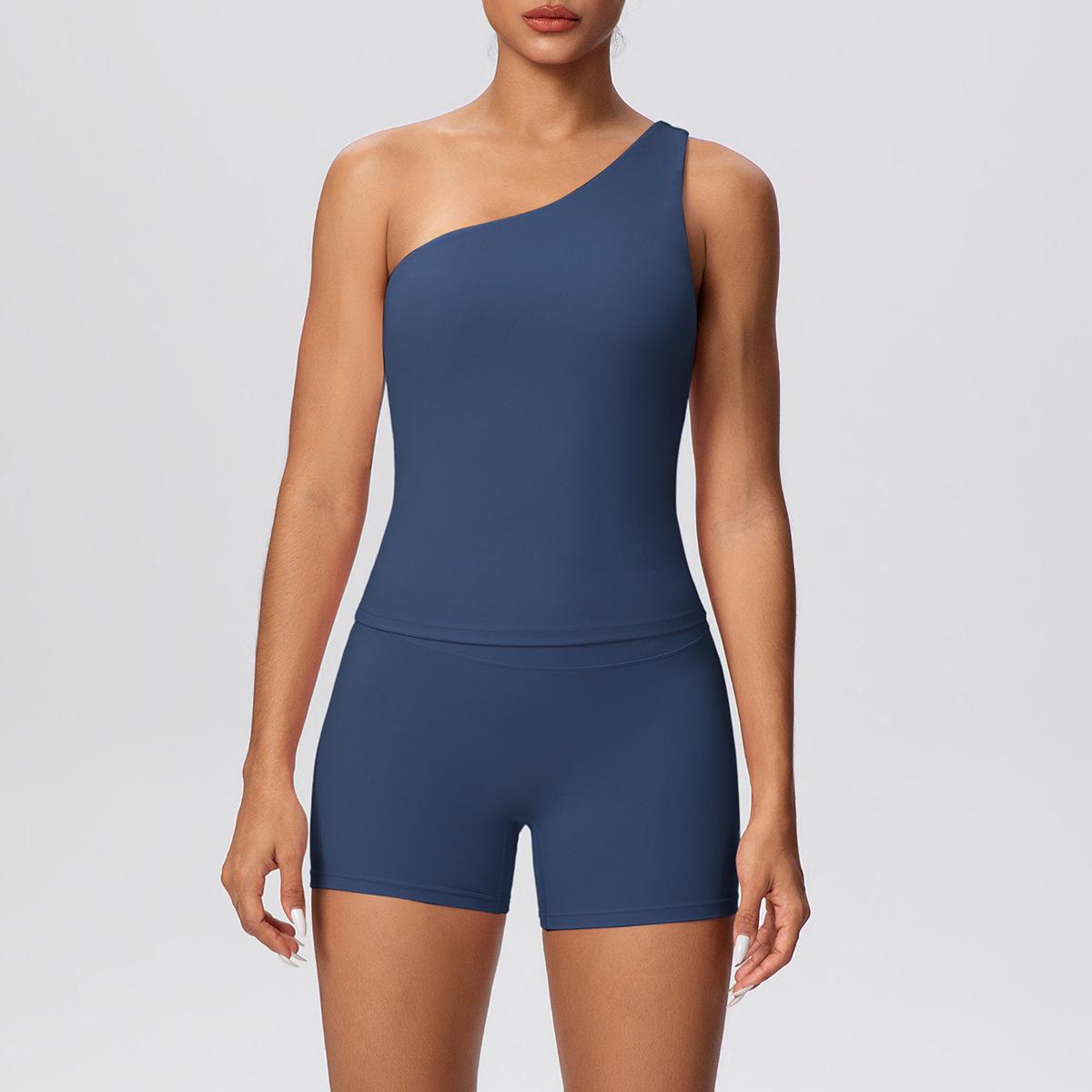 Chic One-Shoulder Sports Vest & High-Waisted Shorts Yoga Set S
Chic One-Shoulder Sports Vest & High-Waisted Shorts Yoga Set S