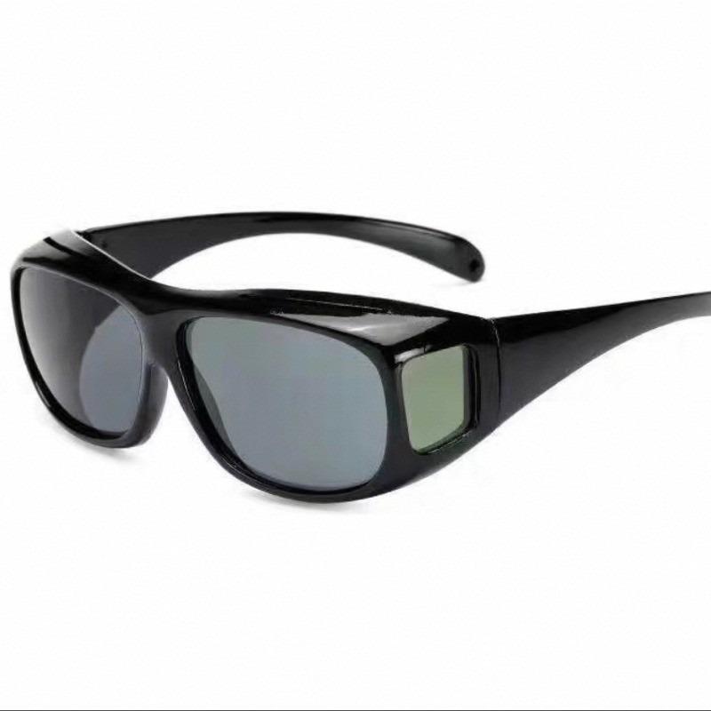 1pc night vision glasses, polarized yellow lenses, for night driving & daily use, durable.
1pc night vision glasses, polarized yellow lenses, for night driving & daily use, durable.