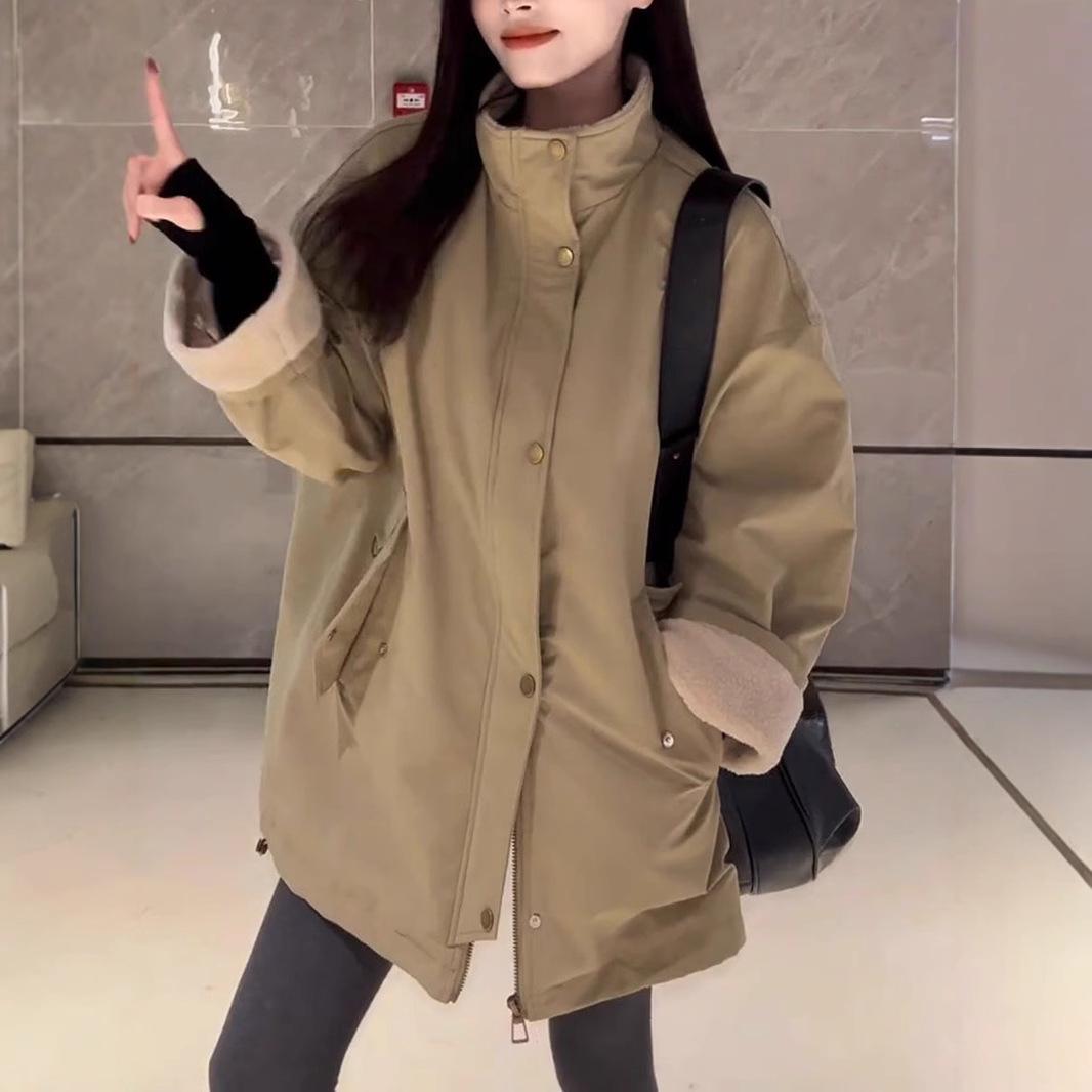 Women s 2024 Winter European Style Stand-Up Collar Fleece-Lined Thick Warm Lamb Wool Jacket Coat Medium
Women s 2024 Winter European Style Stand-Up Collar Fleece-Lined Thick Warm Lamb Wool Jacket Coat Medium