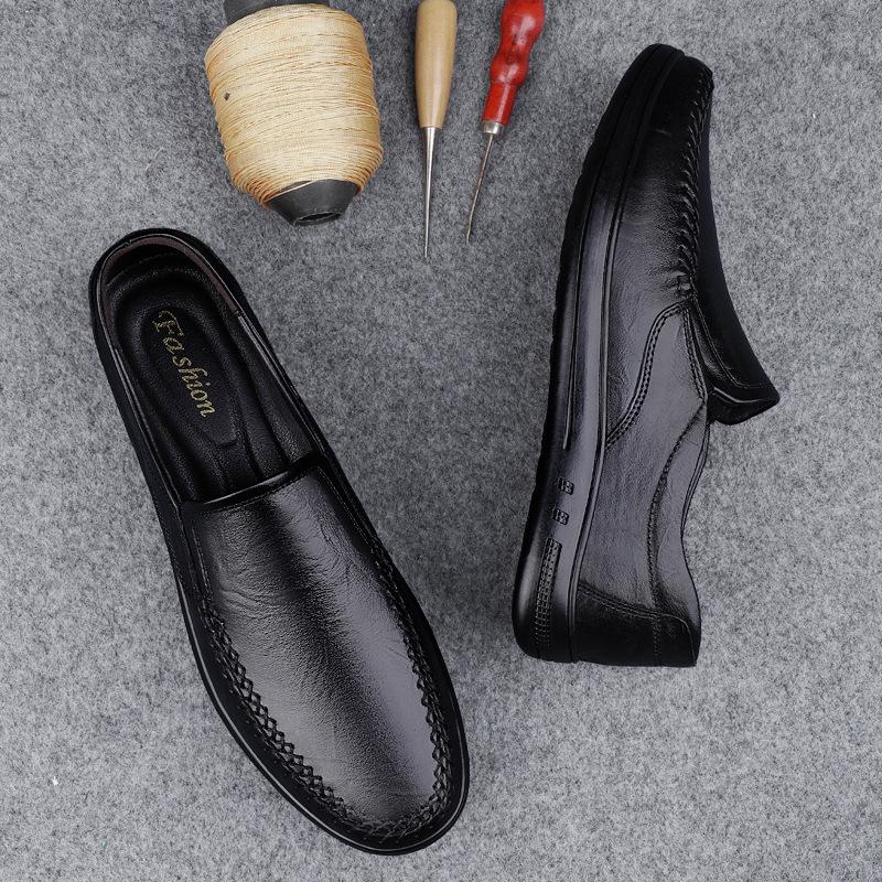 Autumn two-layer cowhide business casual men s shoes non-slip and breathable medium and old soft-soled dad leather shoes one-pedal men s shoes 44 коричневий
Autumn two-layer cowhide business casual men s shoes non-slip and breathable medium and old soft-soled dad leather shoes one-pedal men s shoes 44 коричневий