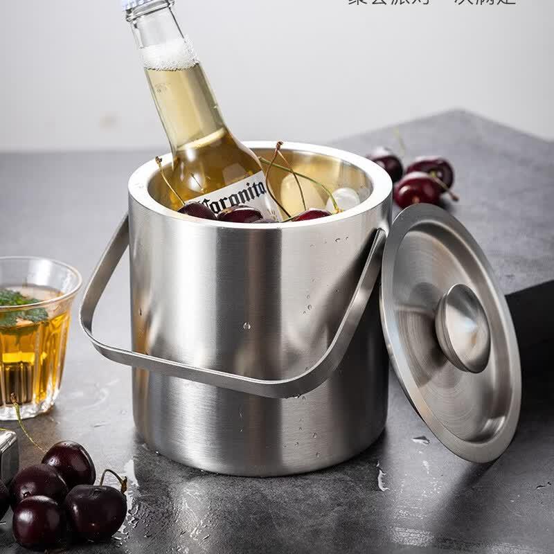 Stainless Steel Double-Wall Ice & Champagne Bucket with Lid, 1.3L
Stainless Steel Double-Wall Ice & Champagne Bucket with Lid, 1.3L