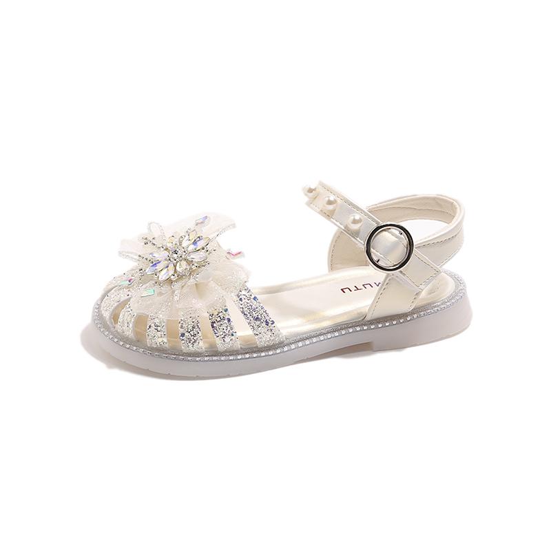 Girls sandals new summer baby girl pearl little girl bowknot soft bottom princess shoes toe-covering crystal shoes 34 бежевий
Girls sandals new summer baby girl pearl little girl bowknot soft bottom princess shoes toe-covering crystal shoes 34 бежевий
