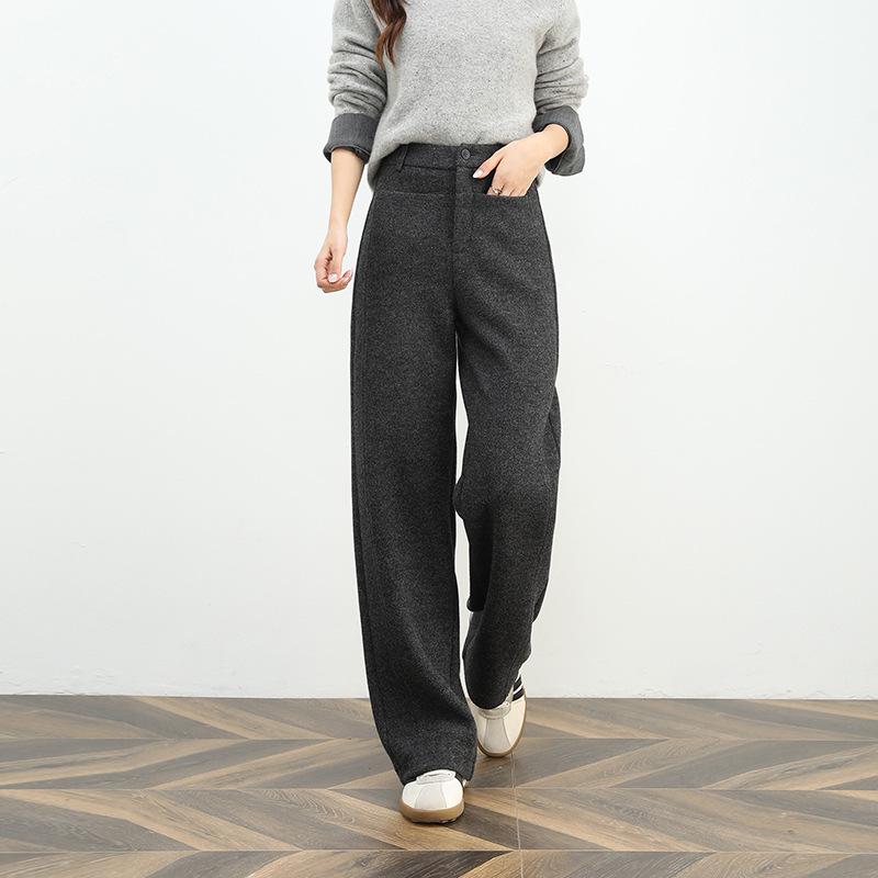 Zhengzhou Women s Thick High-Waist Straight-Leg Wool Pants, Ash Black Size 31
Zhengzhou Women s Thick High-Waist Straight-Leg Wool Pants, Ash Black Size 31