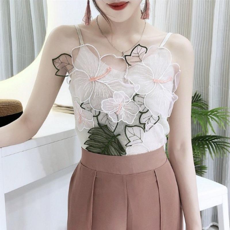 Джокер Трехмерная вышивка Маленький свежий порт ретро шик вязаный пояс для соболезнований жилет снаружи женская летняя одежда New Tide One size
Джокер Трехмерная вышивка Маленький свежий порт ретро шик вязаный пояс для соболезнований жилет снаружи женская летняя одежда New Tide One size