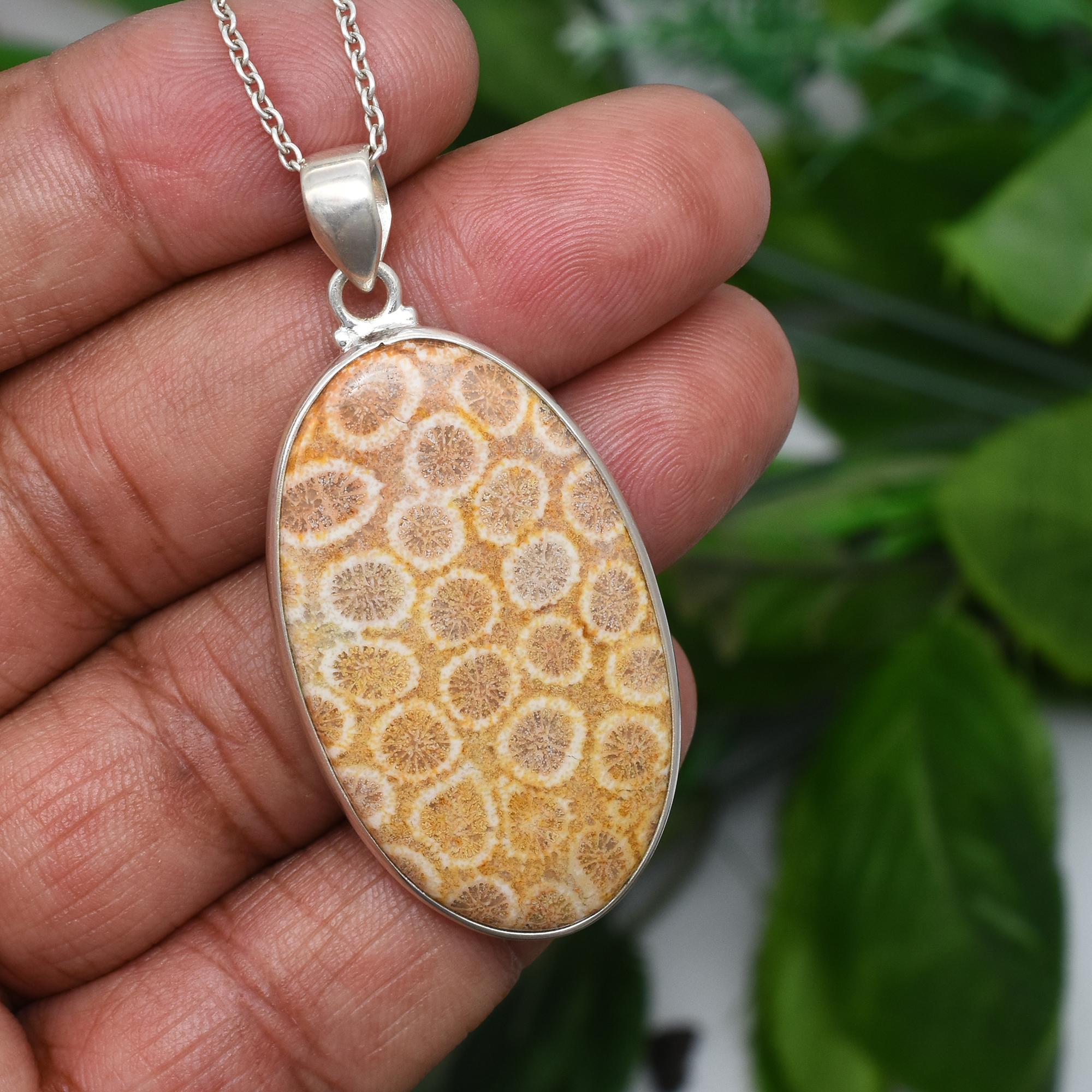 Natural Flower Agate Pendant Necklace, 925 Sterling Silver Necklace, Gemstone Pendant, Handmade Crystal Gemstone Pendant, Gift For Her 2.15 Inches length коричневий
Natural Flower Agate Pendant Necklace, 925 Sterling Silver Necklace, Gemstone Pendant, Handmade Crystal Gemstone Pendant, Gift For Her 2.15 Inches length коричневий