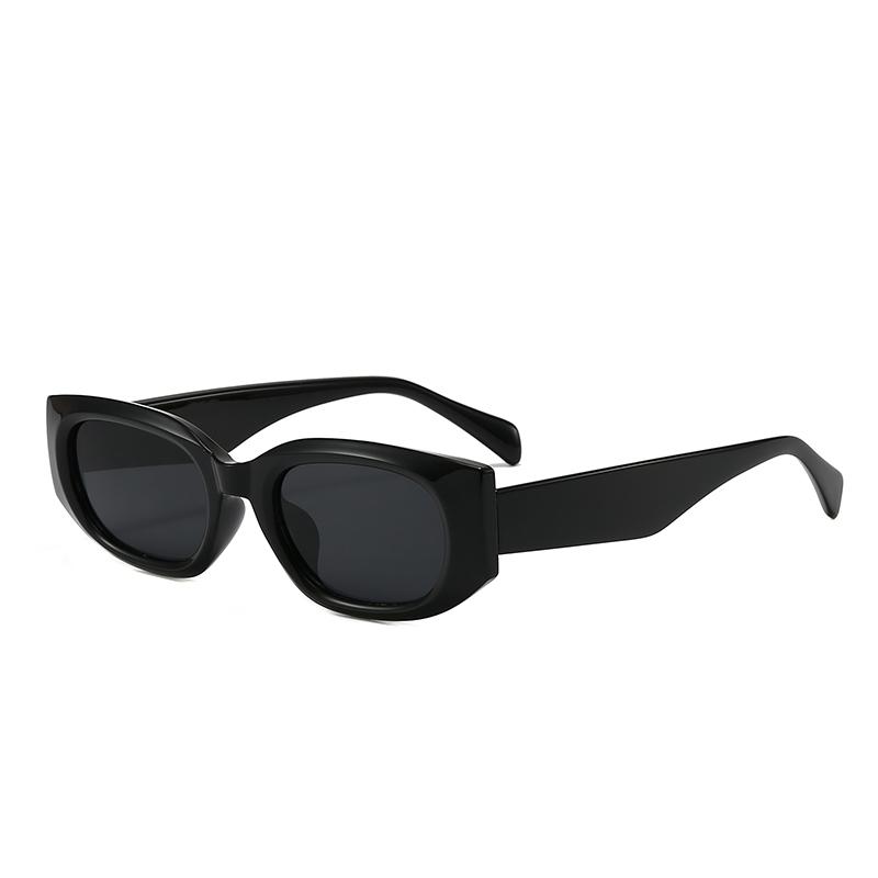 Retro Trendy Design Small Square Frame Women s Sunglasses Personality Luxury Design Sunglass Men Outdoor Driving Shades UV400
Retro Trendy Design Small Square Frame Women s Sunglasses Personality Luxury Design Sunglass Men Outdoor Driving Shades UV400