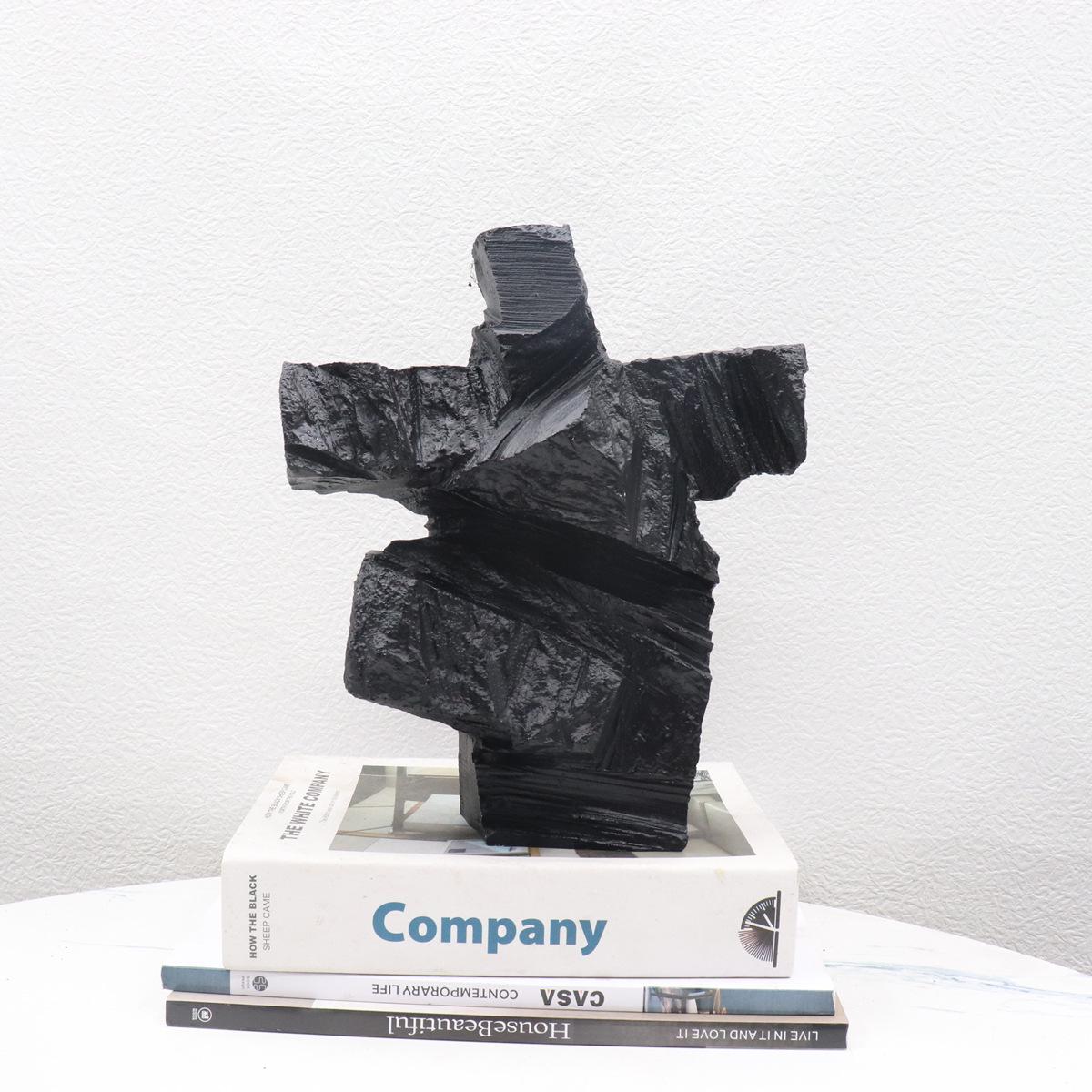 New Chinese Tai Chi Sculpture: Abstract Art Figure for Living Room, Entrance Hall, or Hotel Decoration
New Chinese Tai Chi Sculpture: Abstract Art Figure for Living Room, Entrance Hall, or Hotel Decoration