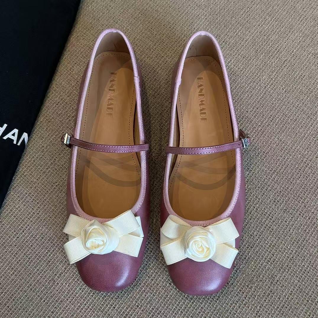 Women Shoes 2025 New Summer Round Toe Buckle Strap Women s Ballet Flats Vintage Soft Sole Bow-knot Flower Mary Jane Shoe 35
Women Shoes 2025 New Summer Round Toe Buckle Strap Women s Ballet Flats Vintage Soft Sole Bow-knot Flower Mary Jane Shoe 35