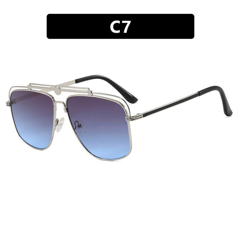 Double beam toad-shaped sunglasses, new metal European and American trend sunglasses, hollow ins Internet celebrity sunglasses as shown in the picture
Double beam toad-shaped sunglasses, new metal European and American trend sunglasses, hollow ins Internet celebrity sunglasses as shown in the picture