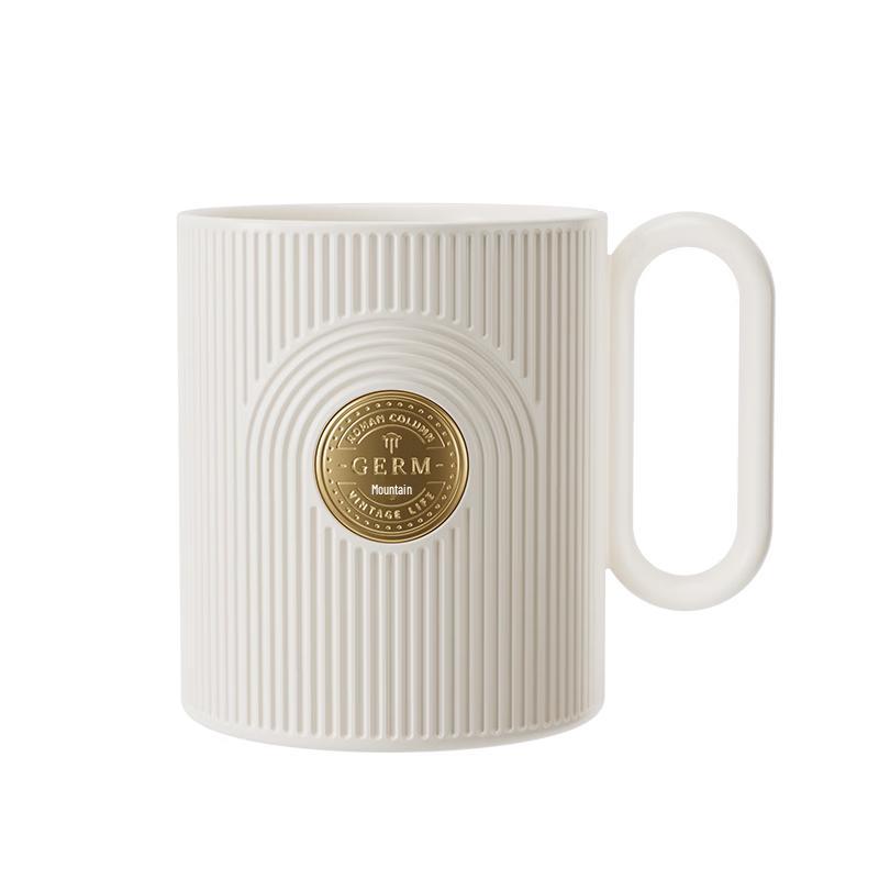 Gemige Ni Doric Ceramic Mug with Spoon
Gemige Ni Doric Ceramic Mug with Spoon