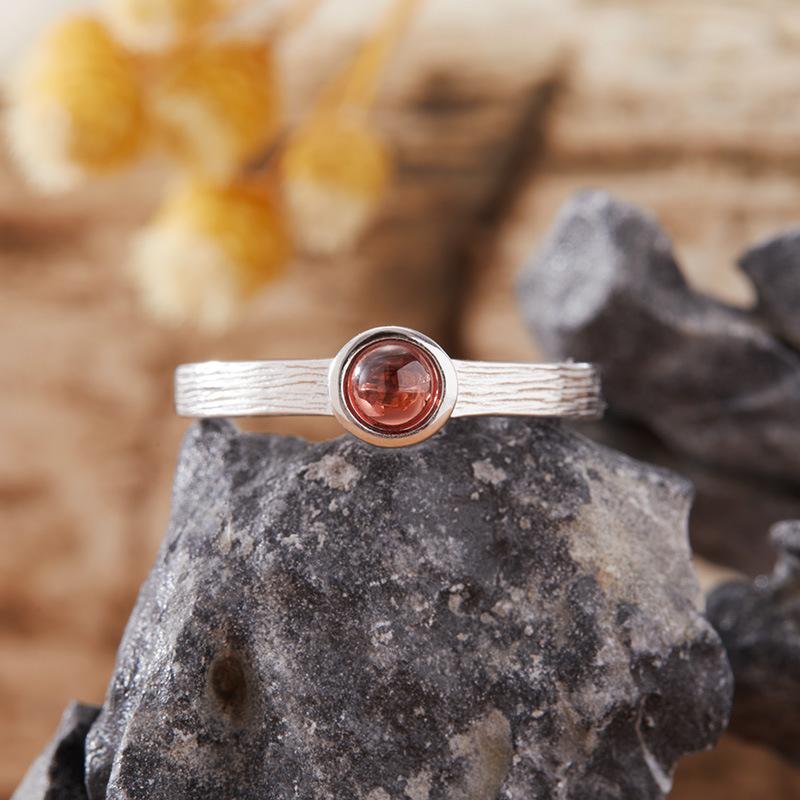 Natural Gemstone Jasper Nanhong Garnet Opal Turquoise Ring Women S S925 Sterling Silver Inlaid Treasure Minimalist Index Finger Ring
Natural Gemstone Jasper Nanhong Garnet Opal Turquoise Ring Women S S925 Sterling Silver Inlaid Treasure Minimalist Index Finger Ring