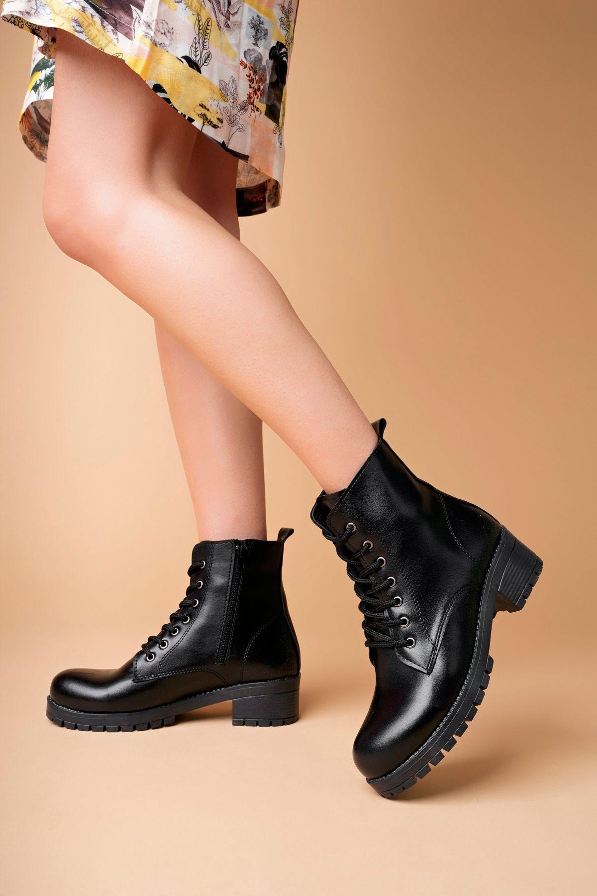 Women Modern Stylish Fashion Diamond Zipper Rubber Non-Slip Sole Women s Boots 36
Women Modern Stylish Fashion Diamond Zipper Rubber Non-Slip Sole Women s Boots 36