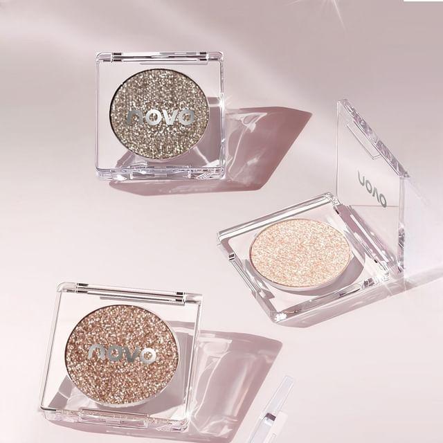 NOVO - Sparkling Monochrome Eyeshadow - 6 Colors 03# Diamond Dog - 1.5g
NOVO - Sparkling Monochrome Eyeshadow - 6 Colors 03# Diamond Dog - 1.5g