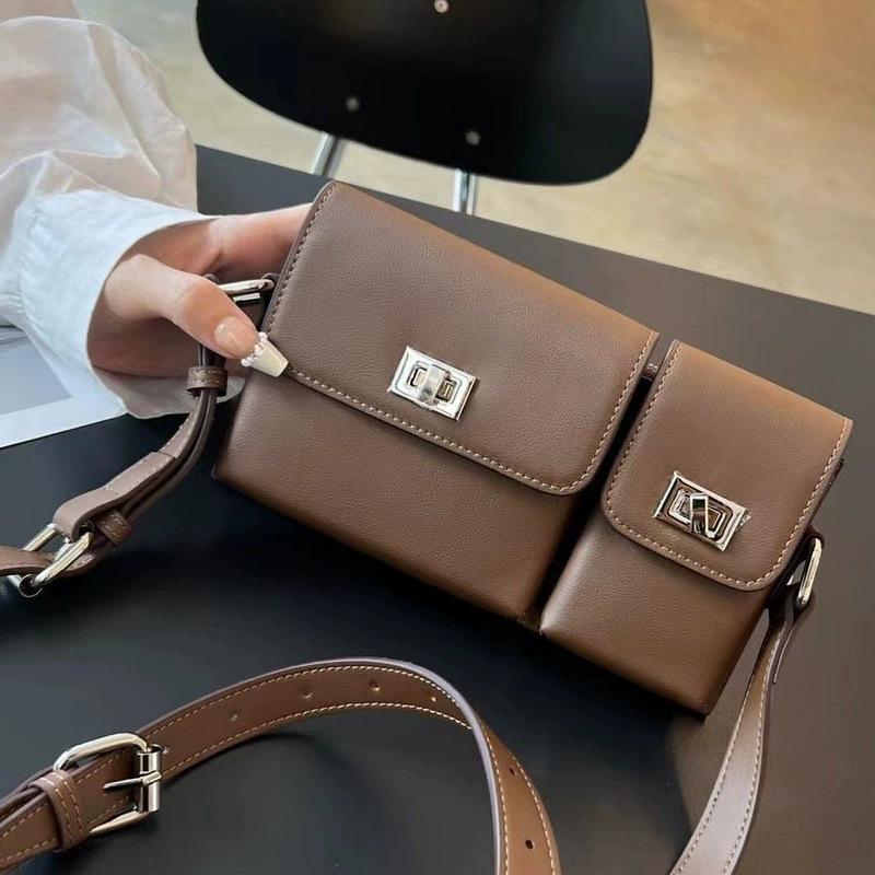 Mini Chain, Small Bag, Small Texture, Fresh Lipstick Bag, Trendy Messenger Bag, Female.
Mini Chain, Small Bag, Small Texture, Fresh Lipstick Bag, Trendy Messenger Bag, Female.