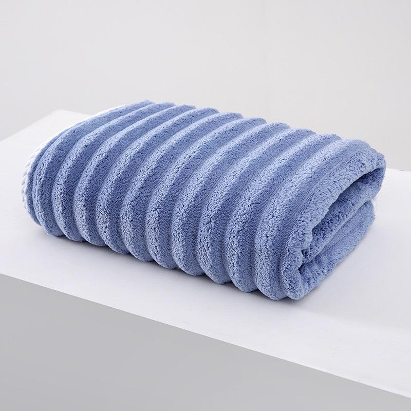 70x140cm Solid Color Large-sized Bath Towels Thicken Striped Shower Bath Washcloth Soft Absorbent Home Textile Hotel Travel Beach Towel Unisex 70*140cm 1pcs синій
70x140cm Solid Color Large-sized Bath Towels Thicken Striped Shower Bath Washcloth Soft Absorbent Home Textile Hotel Travel Beach Towel Unisex 70*140cm 1pcs синій
