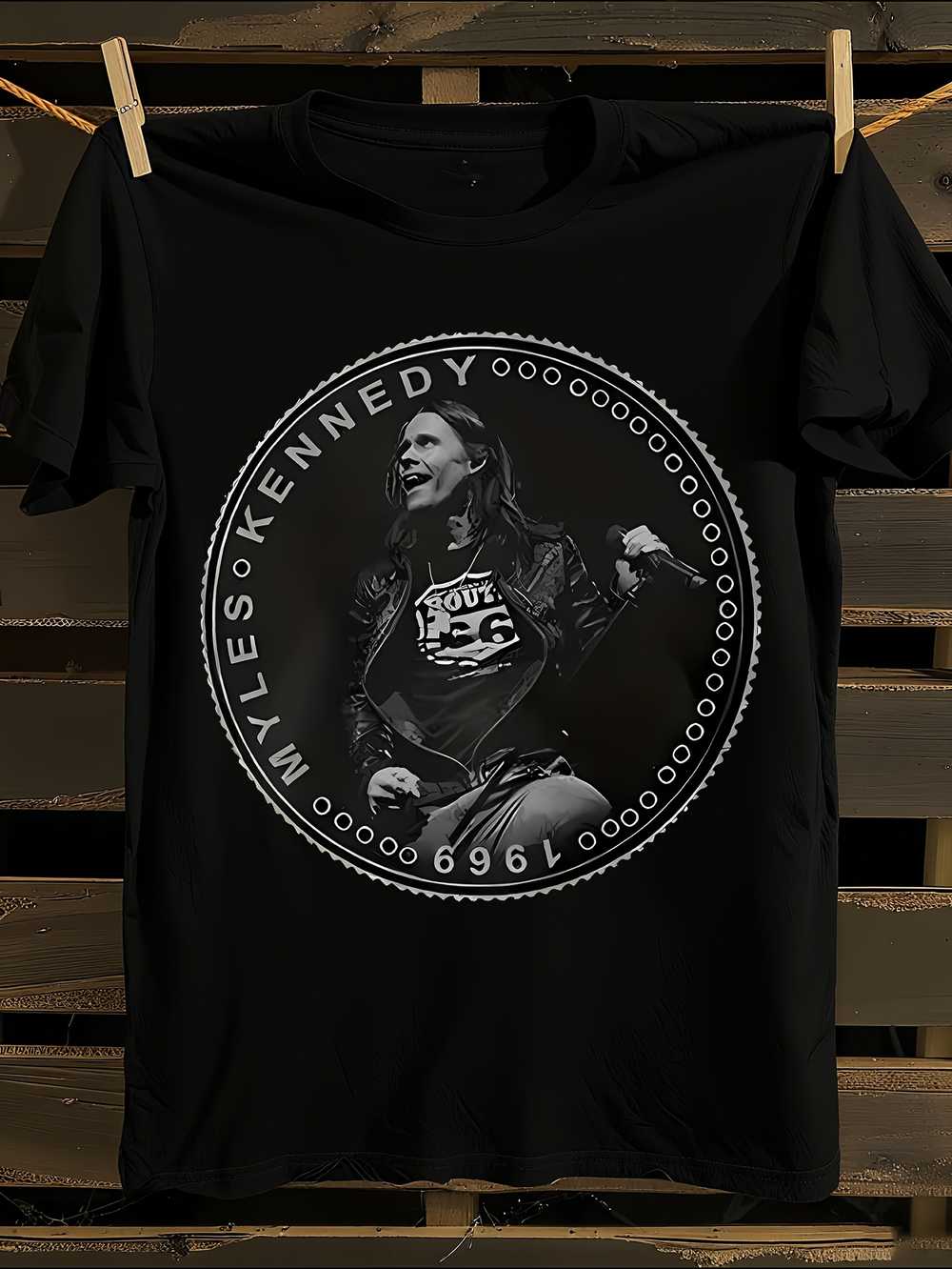 V.K.G Alter Bridge Myles Kennedy Graphic T-Shirt Mens Tshirt Womens Tshirts with Letters Print Short Sleeves T-Shirt Casual Street Tee Shirt Top L
V.K.G Alter Bridge Myles Kennedy Graphic T-Shirt Mens Tshirt Womens Tshirts with Letters Print Short Sleeves T-Shirt Casual Street Tee Shirt Top L