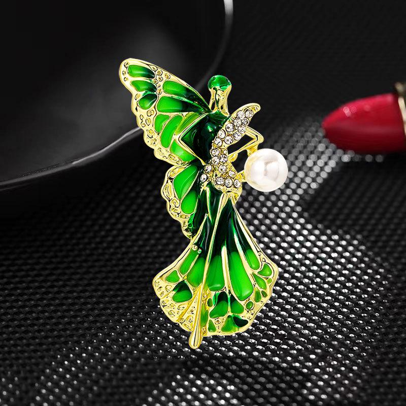 Fashion Exquistie Flower Fairy Pearl Enamel Brooches Jewelry For Women Elegant Crystal Rhinestone Party Banquet Dress Pins Gift
Fashion Exquistie Flower Fairy Pearl Enamel Brooches Jewelry For Women Elegant Crystal Rhinestone Party Banquet Dress Pins Gift