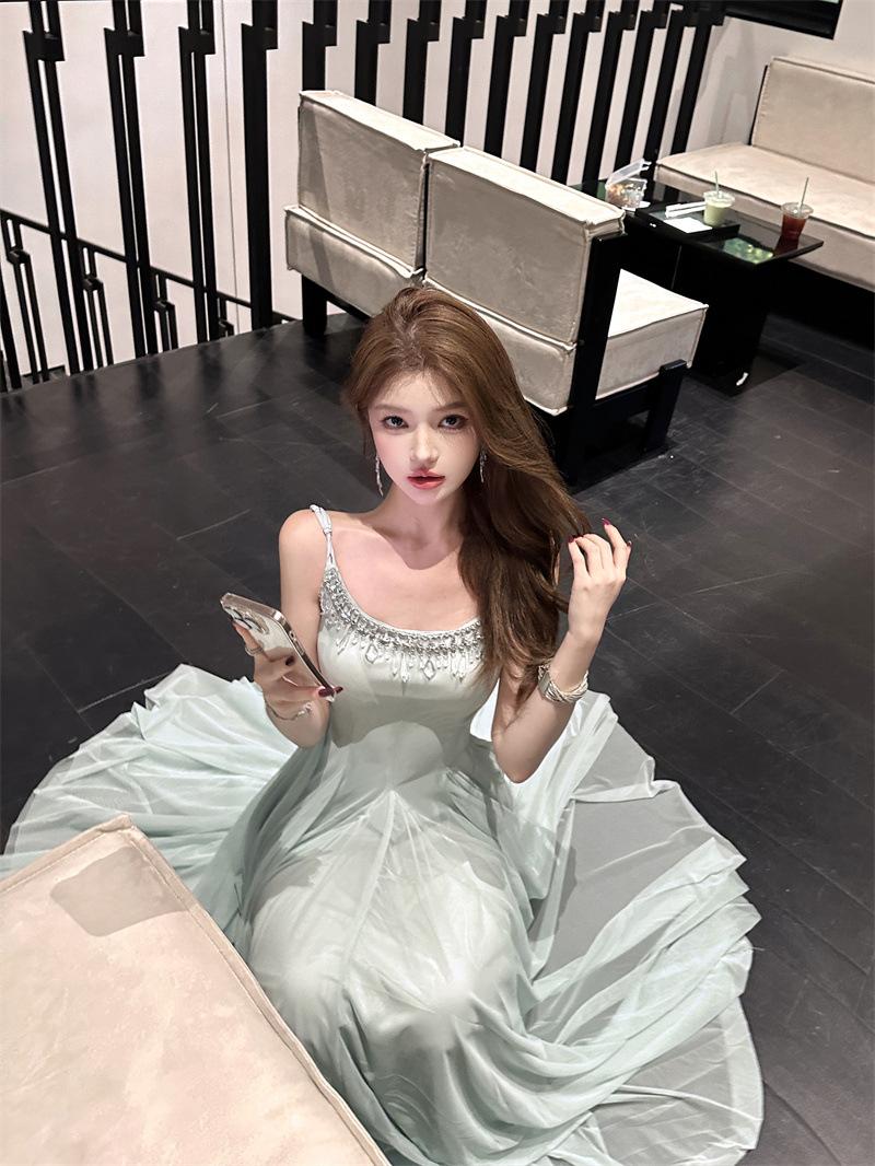 French Heavy Industry Mesh Big Skirt Suspender Dress Women s Summer Fairy Seaside Vacation High-end Feeling Beautiful Long Dress L
French Heavy Industry Mesh Big Skirt Suspender Dress Women s Summer Fairy Seaside Vacation High-end Feeling Beautiful Long Dress L