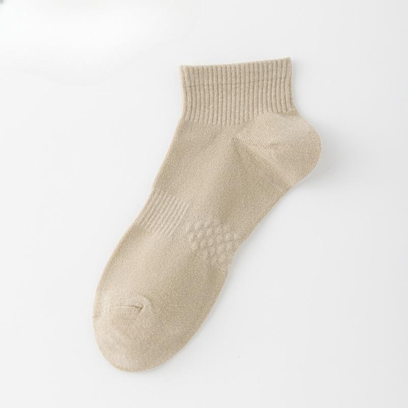 Cotton Socks - Men s Tight-fitting Short Socks Made of Pure Cotton, with Antibacterial and Deodorizing Properties, Suitable for Sports Activities. 1 pair
Cotton Socks - Men s Tight-fitting Short Socks Made of Pure Cotton, with Antibacterial and Deodorizing Properties, Suitable for Sports Activities. 1 pair