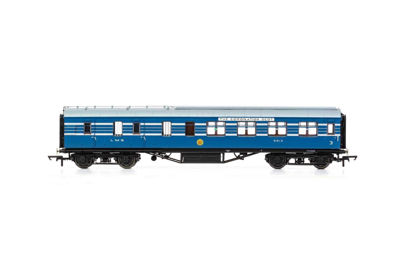 R4960 LMS Stanier Coronation Scot BTK Coach 57 No.5812 w/light синий
R4960 LMS Stanier Coronation Scot BTK Coach 57 No.5812 w/light синий