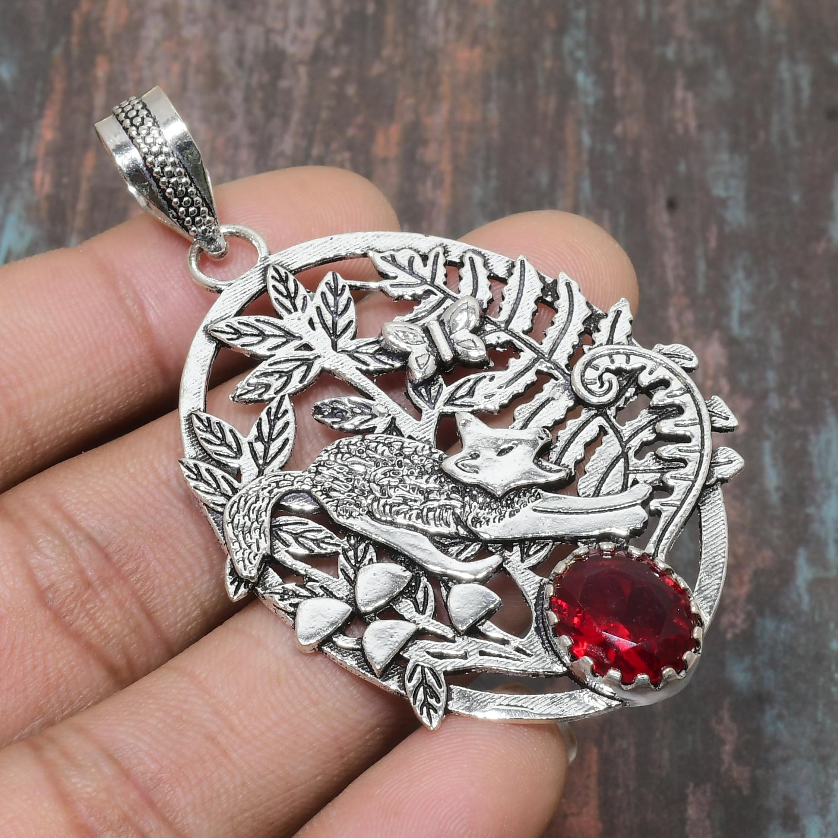 Мозамбикский гранат, драгоценный камень, ювелирные изделия ручной работы, подвеска из стерлингового серебра 925 пробы для женщин
Мозамбикский гранат, драгоценный камень, ювелирные изделия ручной работы, подвеска из стерлингового серебра 925 пробы для женщин