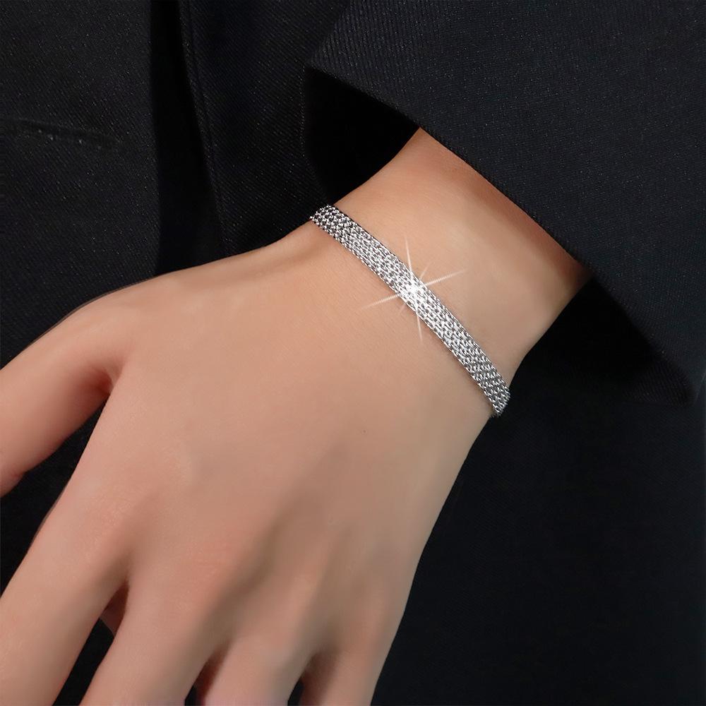 Gu Mao Ning Hip Hop Bestie Multi-layer Beaded Bracelet for Women
Gu Mao Ning Hip Hop Bestie Multi-layer Beaded Bracelet for Women