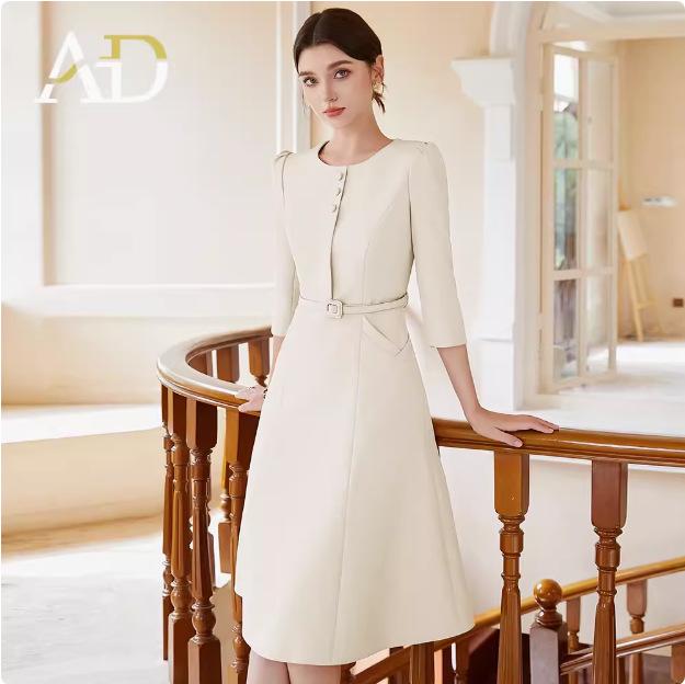 Новое весенне-осеннее платье миди розового люстра: Лестное платье в стиле богини с рукавами семь восьмых и круглым вырезом Small
Новое весенне-осеннее платье миди розового люстра: Лестное платье в стиле богини с рукавами семь восьмых и круглым вырезом Small