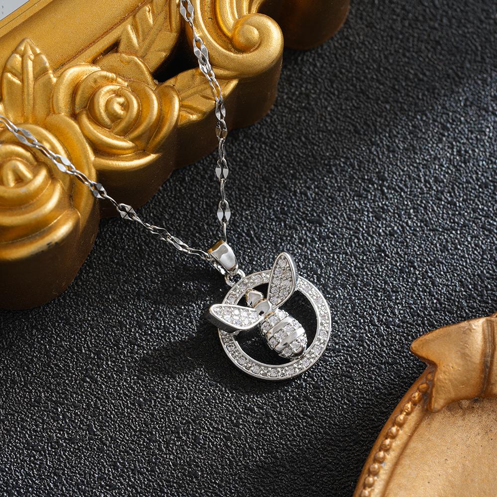 2026 Elegant Heart Bow Necklace: Light Luxury & High-End French Temperament Collarbone Accessory for Women
2026 Elegant Heart Bow Necklace: Light Luxury & High-End French Temperament Collarbone Accessory for Women