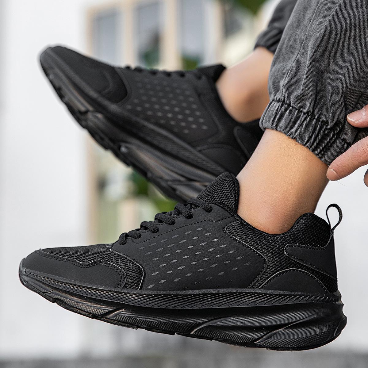 New large size non-slip trendy women s shoes couple shoes breathable soft-soled sports shoes casual shoes casual versatile men 47 білий
New large size non-slip trendy women s shoes couple shoes breathable soft-soled sports shoes casual shoes casual versatile men 47 білий