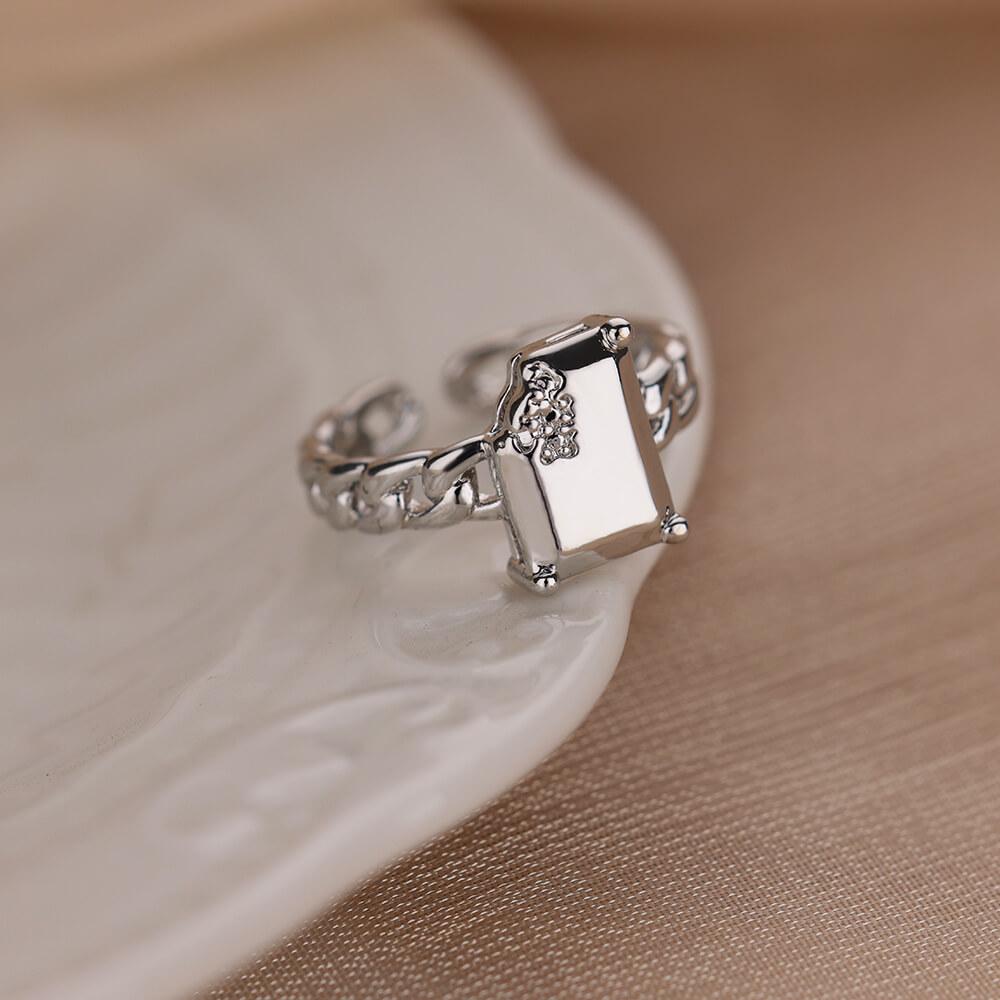 Stainless Steel Ring Monster Fish Embracing Irregular Rings for Women Retro Green Zircon Charm Jewelry Anti Fading Accessories Inner diameter-17mm
Stainless Steel Ring Monster Fish Embracing Irregular Rings for Women Retro Green Zircon Charm Jewelry Anti Fading Accessories Inner diameter-17mm