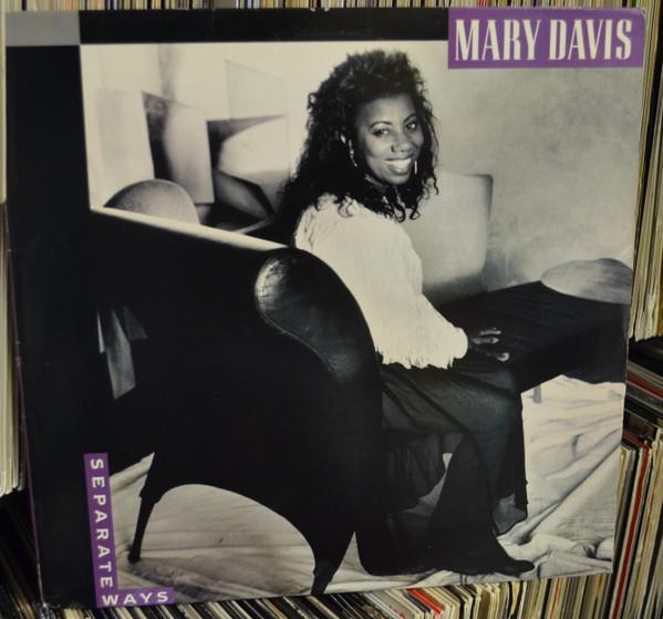 Виниловая пластинка MARY DAVIS Separate Ways Z40978 1990 США SoulFunk Б/у
Виниловая пластинка MARY DAVIS Separate Ways Z40978 1990 США SoulFunk Б/у
